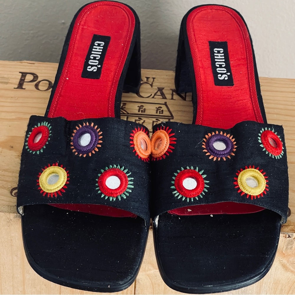 Vintage Chico’s Black Open-Toe Sandals with Colorful Shisha Embroidery — Size 10